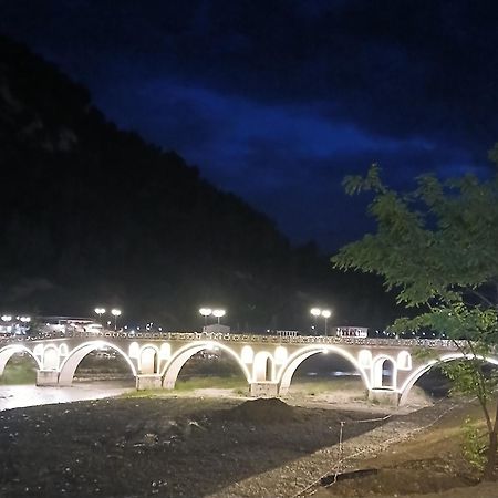 Villa Oasis Berat Bagian luar foto