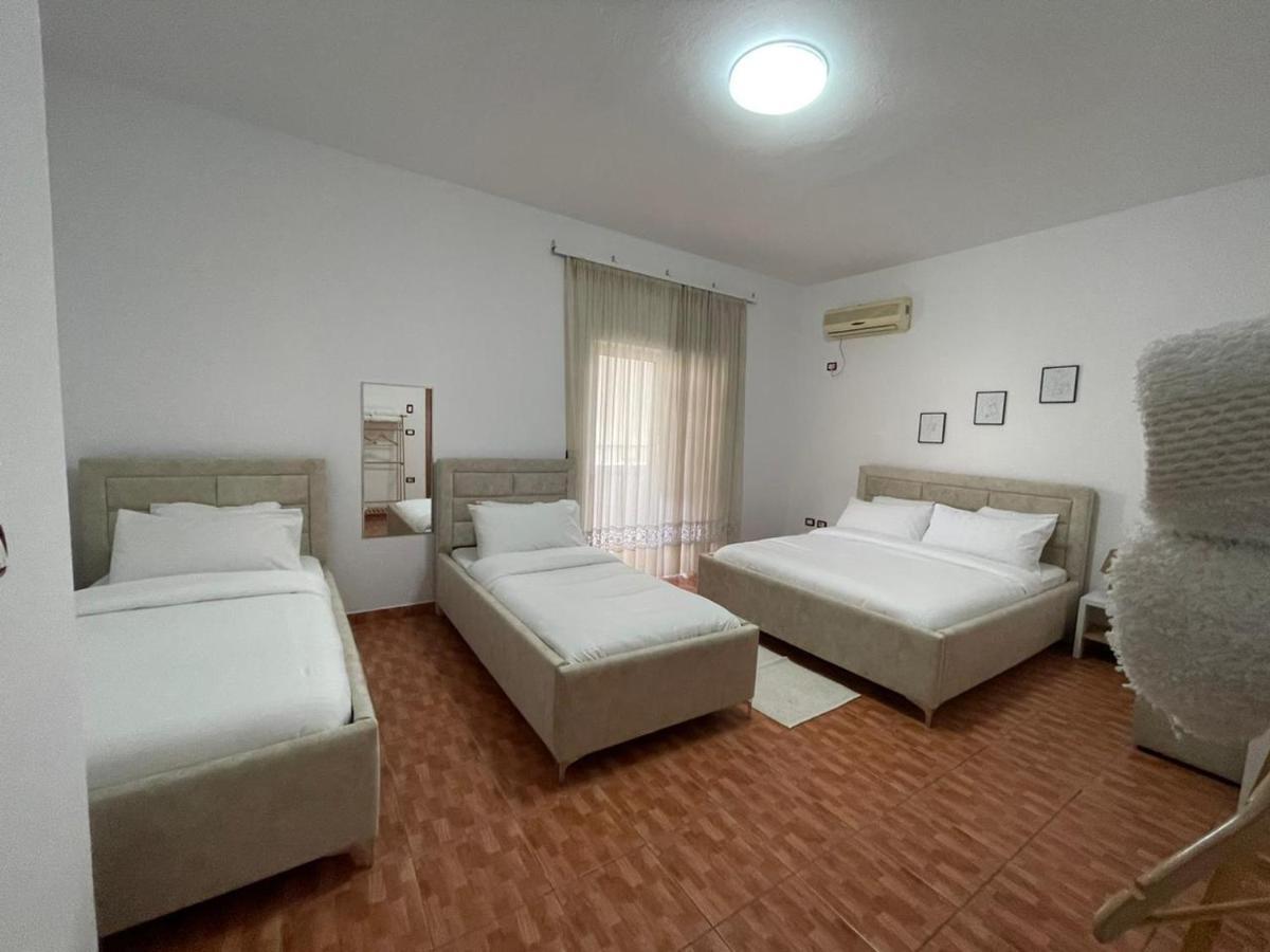 Villa Oasis Berat Bagian luar foto