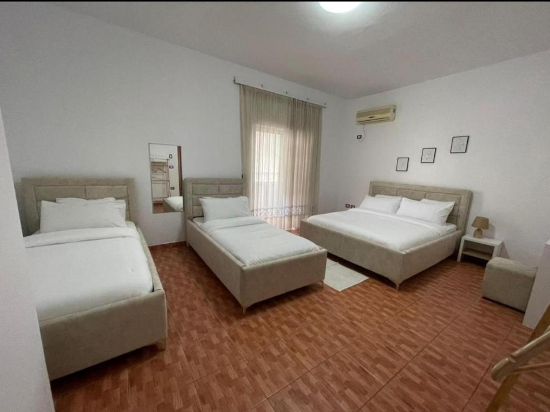 Villa Oasis Berat Bagian luar foto