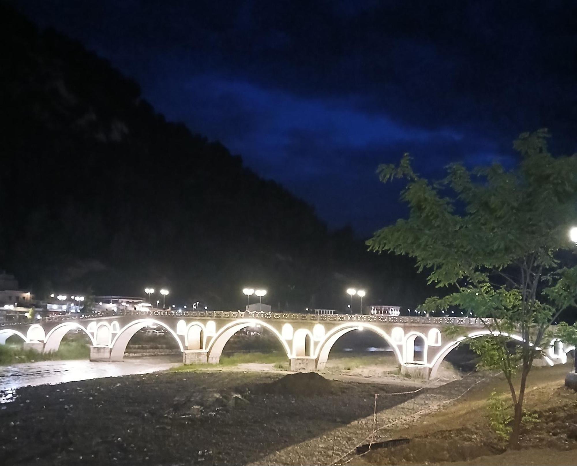 Villa Oasis Berat Bagian luar foto